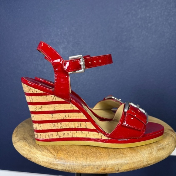 Michael Kors "Pacific" Patent Leather Striped Slingback Wedge Sandals, Size 10 - Picture 5 of 9